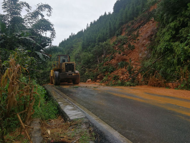 坡结乡最新交通新闻，道路升级与交通状况改善